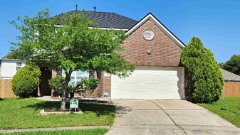 17923 Egret Lake Way in Humble, TX - Building Photo