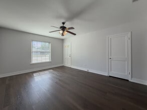 418 E 8th St in Tyler, TX - Building Photo - Building Photo