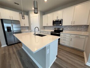 1216 Mattie Pointe Blvd in Auburndale, FL - Building Photo - Building Photo