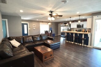 3006 36th St in Lubbock, TX - Building Photo - Building Photo