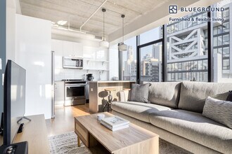 676 N La Salle Dr in Chicago, IL - Building Photo - Building Photo