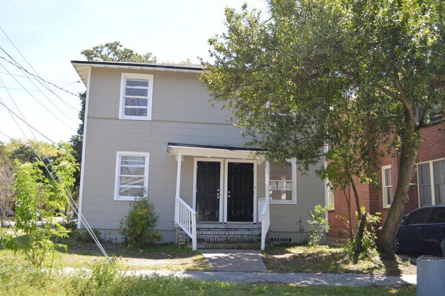 803 Acosta St in Jacksonville, FL - Building Photo - Building Photo