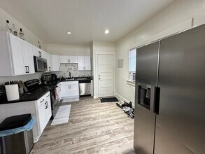 537 S Water St in Kent, OH - Foto de edificio - Building Photo