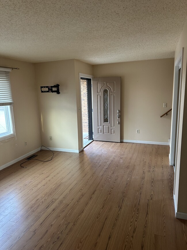 3720 Renee Dr in Bismarck, ND - Building Photo - Building Photo