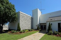 Building Photo - The Shoreline Apartments in Tulsa, Oklahoma