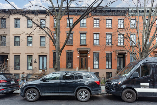 403 Pacific St in Brooklyn, NY - Foto de edificio - Building Photo