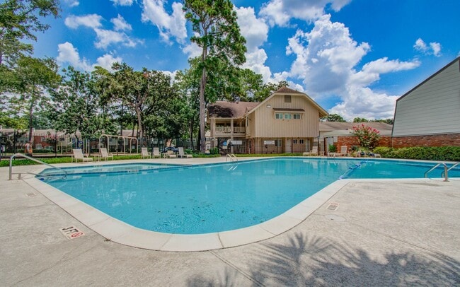 property at 402 Bendwood Dr