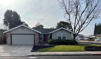 519 Nottingham Dr in Brentwood, CA - Building Photo
