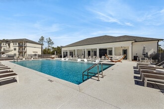 Exchange at North Bay in Panama City, FL - Foto de edificio - Building Photo