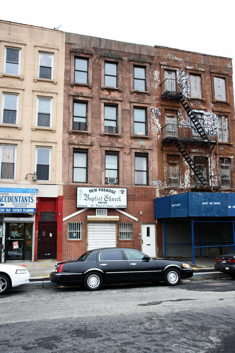 1002 Fulton St in Brooklyn, NY - Building Photo