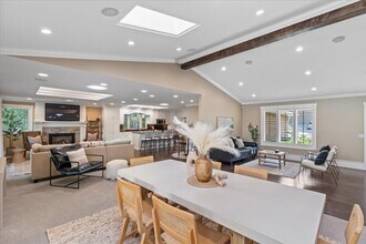 8022 Deer Creek Rd in Cottonwood Heights, UT - Building Photo - Building Photo