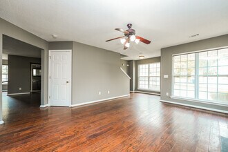 5549 Village Ridge in Fairburn, GA - Building Photo - Building Photo