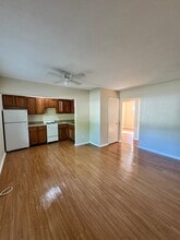 1901 E 5th Ave, Unit 2 in Knoxville, TN - Foto de edificio - Building Photo