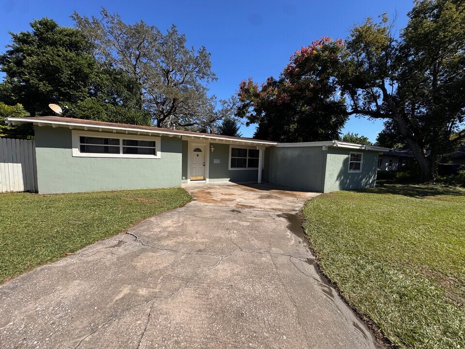 2429 Sandy Ln in Orlando, FL - Building Photo