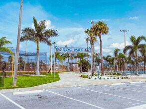 230 Medallion Blvd in Madeira Beach, FL - Building Photo - Building Photo