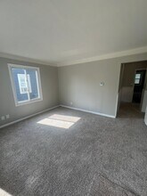 11067 Paige Ave in Warren, MI - Building Photo - Building Photo