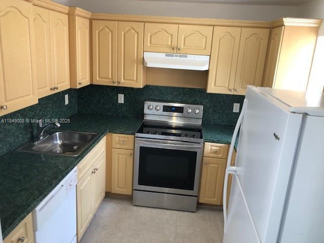 property at 1063 SW 2nd St