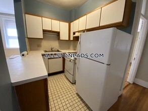 1254 Commonwealth Ave in Boston, MA - Building Photo - Building Photo