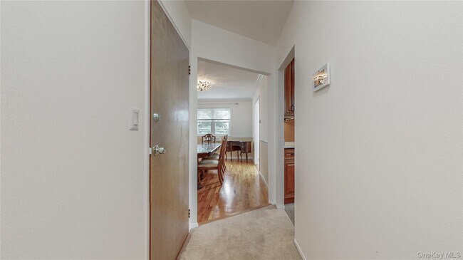 56-25 Remsen Pl in Queens, NY - Building Photo - Building Photo