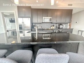 211-213 13 Ave SE in Calgary, AB - Building Photo - Building Photo