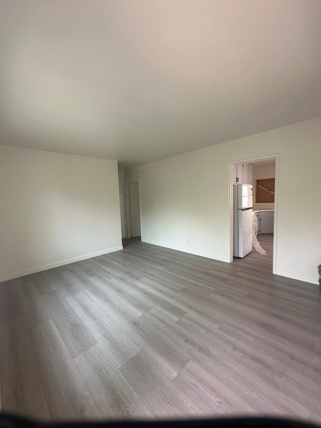 205 W Palmer Ave, Unit B in Glendale, CA - Building Photo - Building Photo