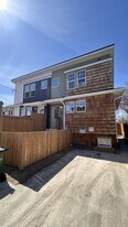 12039-12055 55 St NW in Edmonton, AB - Building Photo