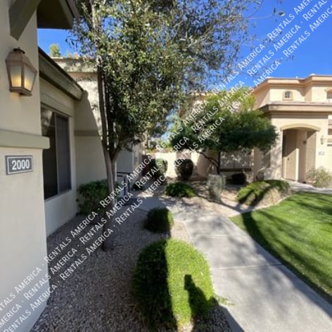 2000 W Periwinkle Way in Chandler, AZ - Foto de edificio - Building Photo