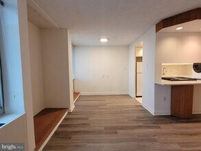 604 S Washington Square in Philadelphia, PA - Foto de edificio - Building Photo