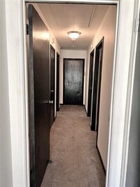 807 Lawrence St photo'