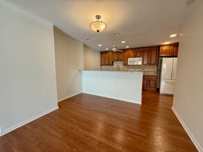 2600 Windsor Mall in Park Ridge, IL - Building Photo - Building Photo