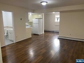 1462A River in Edgewater, NJ - Building Photo - Building Photo