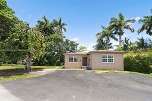3209 NW 13th Terrace, Unit #3209 in Miami, FL - Building Photo