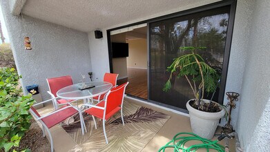 3155 Ramon Rd in Palm Springs, CA - Building Photo - Building Photo