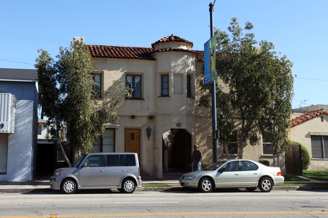 774 Redondo Ave in Long Beach, CA - Building Photo - Building Photo