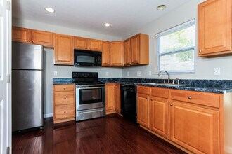 281 Timber Hill Dr in Hamilton, OH - Building Photo - Building Photo