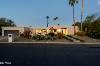9919 North 47th Pl in Phoenix, AZ - Building Photo - Building Photo