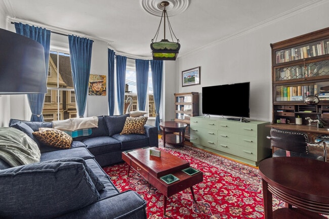 property at 7 Victoria St