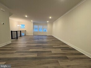 254 Birdie Ct in Pikesville, MD - Building Photo - Building Photo