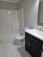 908 Baywood Rd in Dothan, AL - Foto de edificio - Building Photo