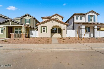 8336 E Peterson Ave in Mesa, AZ - Building Photo - Building Photo