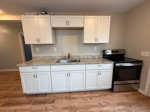 14310 Hobart Ave in Warren, MI - Building Photo - Building Photo