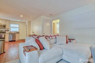 186 Prigmore St in East Brunswick, NJ - Building Photo - Building Photo