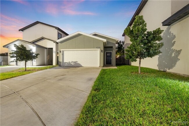 property at 17 West St