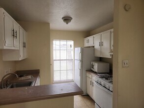 632 B Normal Park Dr in Huntsville, TX - Building Photo - Building Photo