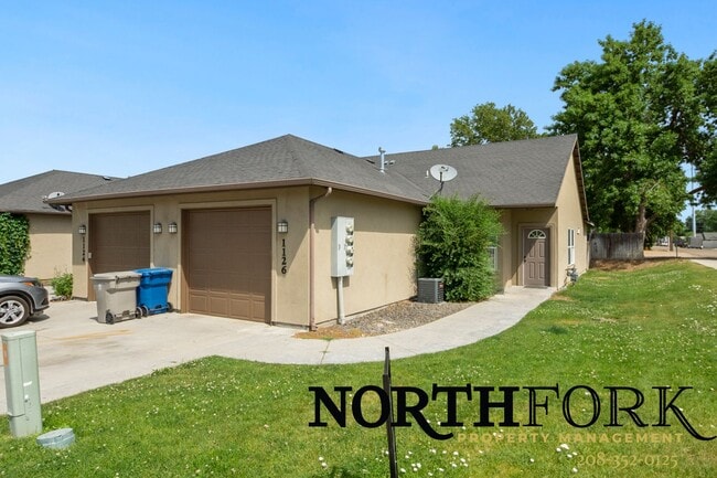 1126 E Connecticut Ave in Nampa, ID - Building Photo - Building Photo