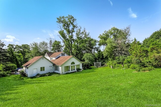 property at 124 Willow Tree Rd