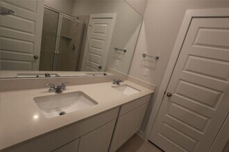 8579 Blueberry Ash St in Magnolia, TX - Foto de edificio - Building Photo