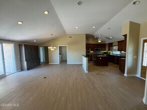 191 Thoreau Cir, Unit 5303 in Thousand Oaks, CA - Building Photo - Building Photo