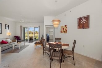 12120 Summergate Cir in Ft. Myers, FL - Building Photo - Building Photo