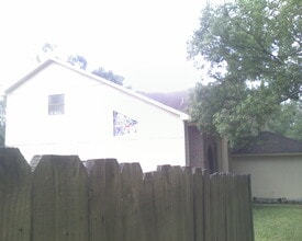 2472 Lake Jackson Cir in Apopka, FL - Building Photo - Building Photo